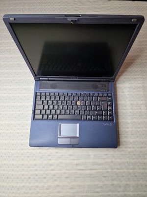 Vintage Sony Vaio PCG-FR105 Floppy Laptop PCG-9H2M 15'' NO HDD For Parts Read Descrip