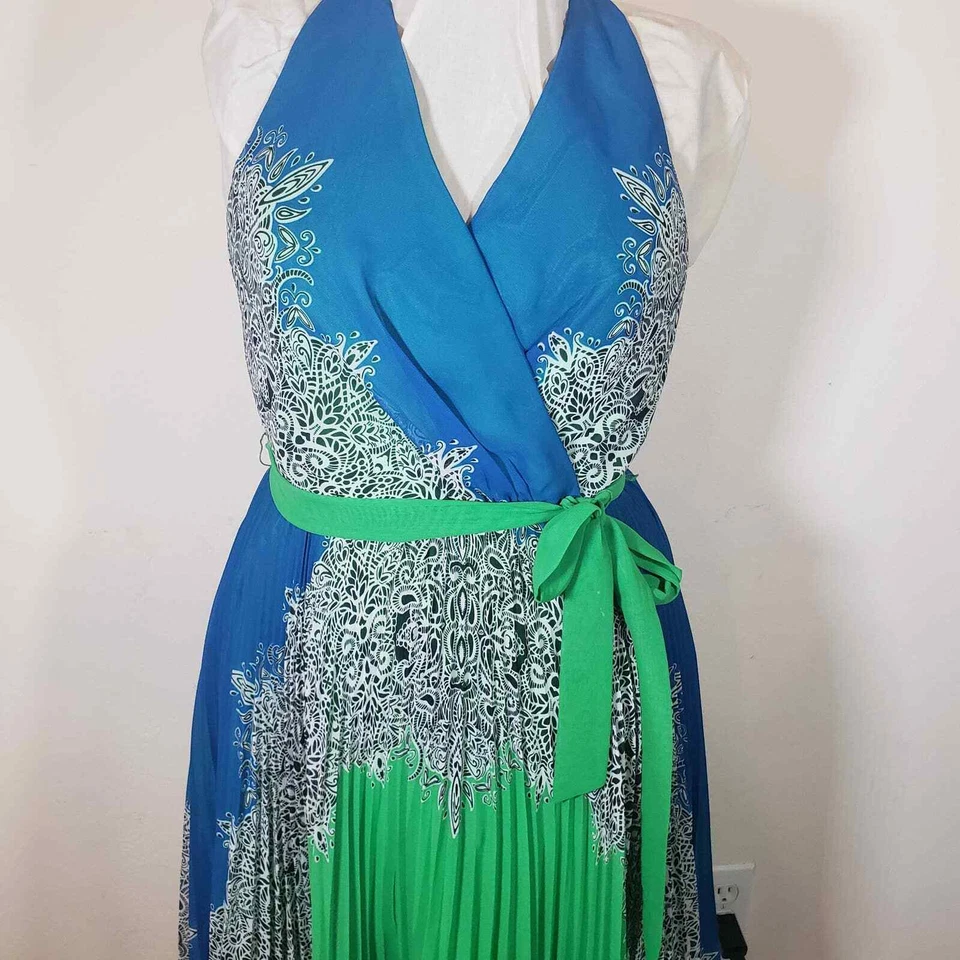 Max and Cleo Dress 10 Accordion Pleat Blue Green Racerback - Image 2 of 4