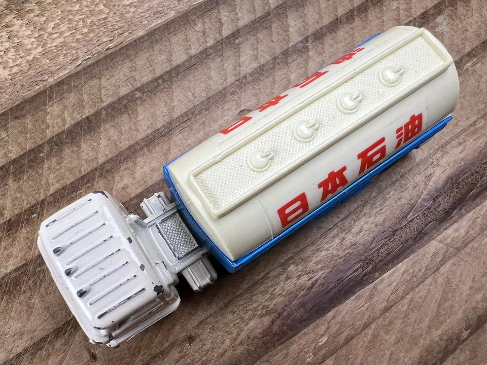 De colección Tomica No. Tanque de transporte 11 semirremolques Hino blanco hecho en Japón Foto 3 de 4