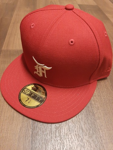 Essential Fitted Cap 