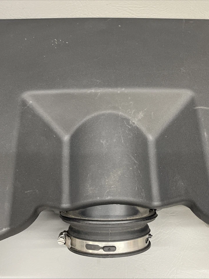 GMC Sierra 1500 2014 2019 motor filtro de aire caja de conductos de admisión OEM Foto 3 de 4