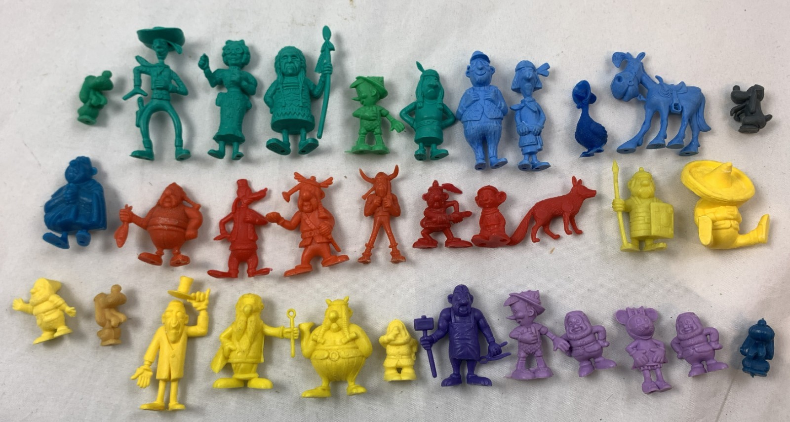 Astérix Lucky Luke Figuras Colección Omo Bonux Dunkin Motta Dargaud Vintage 1970