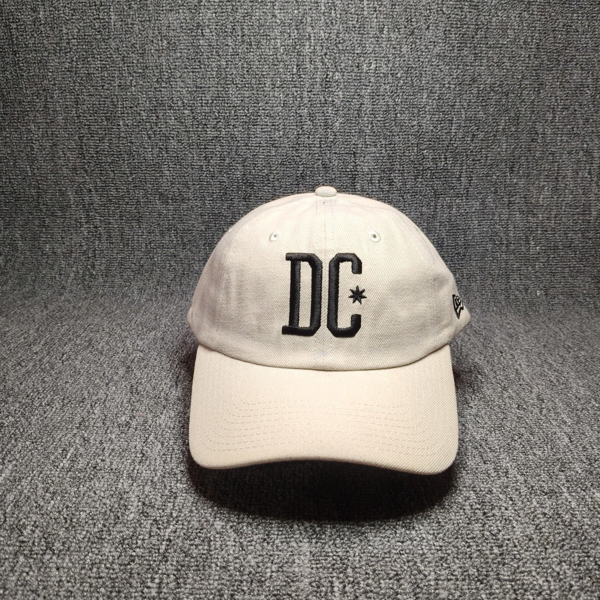 New Era 9TWENTY DC Shoes Logo Beige Adjustable Strapback Baseball Cap