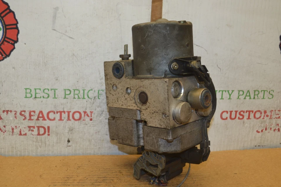 2001-05 Pontiac Bonneville Park Avenue ABS Pump Control 25732254 Module 139-9D3 - Image 3 of 4