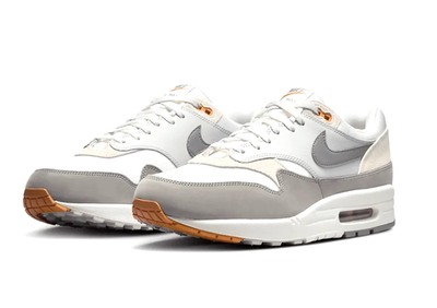 Nike Air Max スニーカー 19cm ホワイト/グレー/オレンジ Nike Air Max One Sneakers White Running Classic Retro Trainers