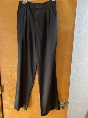 NWT BLACK SLACKS PANTS WOMENS SIZE XSMALL WAYF WHERE ARE YOU FROM 