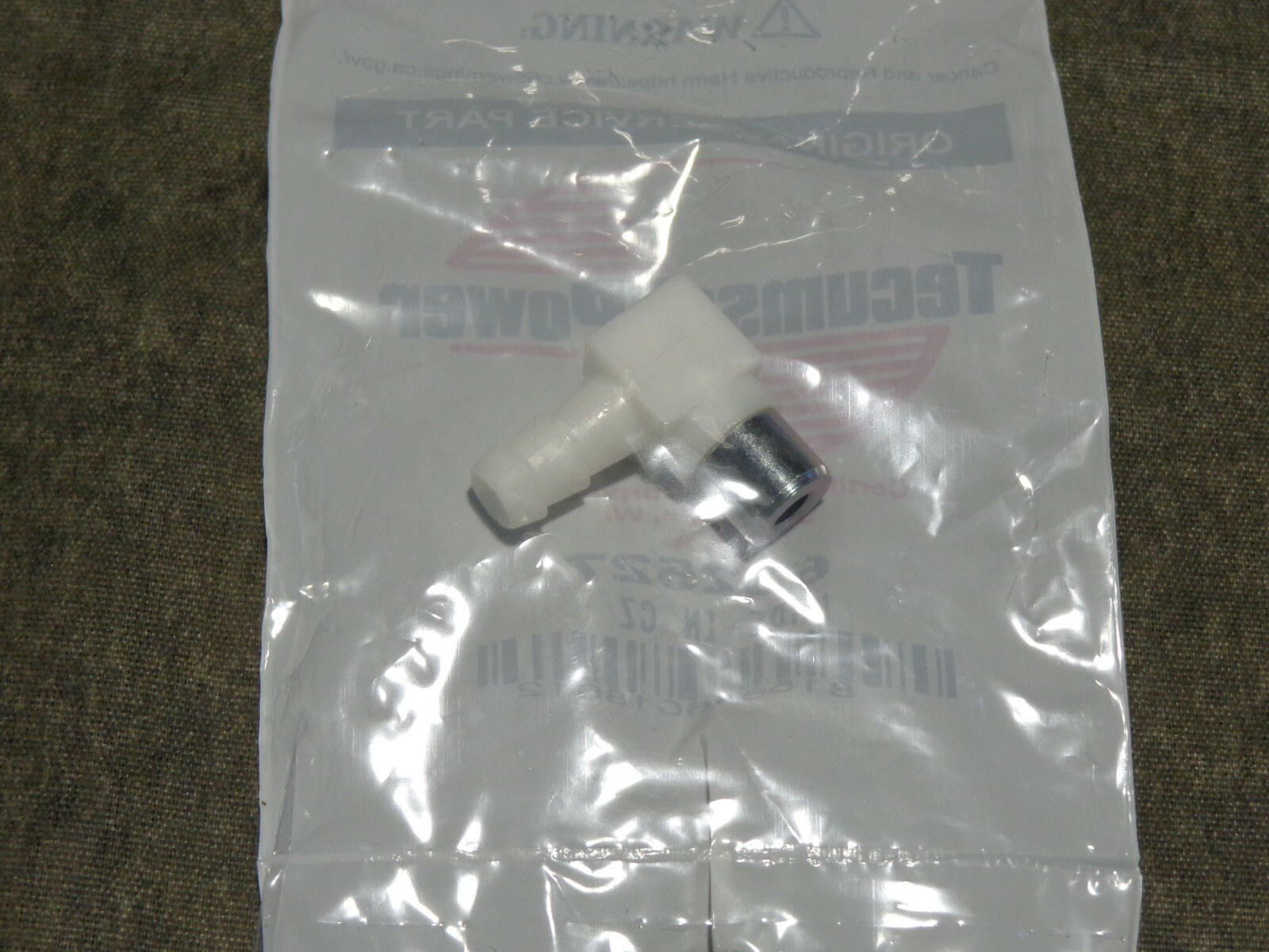 Tecumseh engine 632527 Carburetor fuel gas inlet fitting elbow genuine