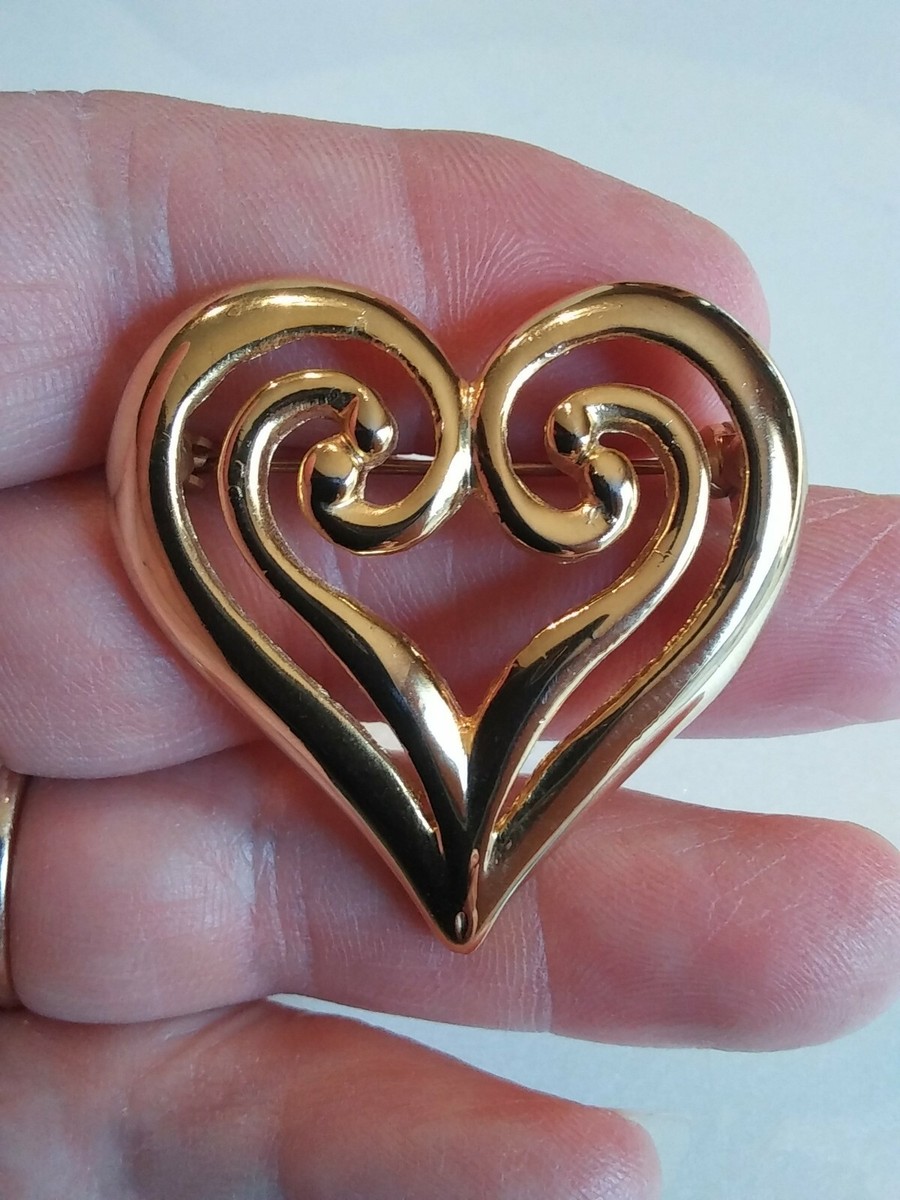 VintAge AAi Signed Gold Tone Scrolled Heart Brooch Pin. J1020 | eBay