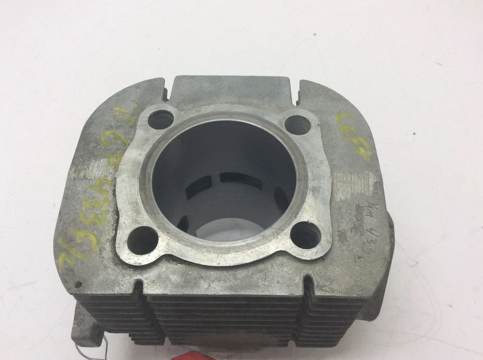 Yamaha Cylinder PTO Left Side 1971 SS433 818-11311-00-00 Foto 2 de 4
