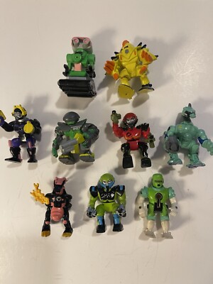 Z-Bots Micro Machines 2  Action Figures 90 s Galoob Lot 9 pc Rare Robot Boy Toys