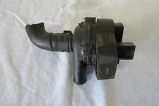2003 04 05 2006 Mercedes w211 e500 e55 e350 e320 Auxiliary Water Pump OEM