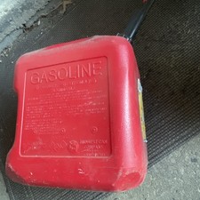 Midwest Can 5 gallon Gas Can Gasoline Jug 5g/18.9L