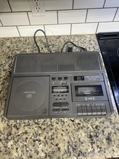 Eiki 7070A Stereo CD Player / Cassette Tape Recorder. Working!