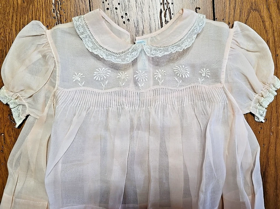 Vestido Rosa Vintage Feltman Brothers Bebé Niña 6-12M Bordado Calado Foto 2 de 4