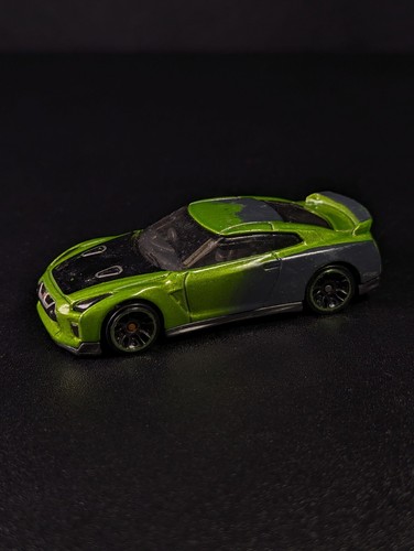Hot Wheels Tanner Fox Nissan GTR Green/Black Loose Die Cast 2016 - Picture 2 of 5