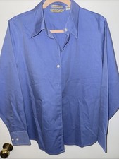 Eddie Bauer Wrinkle Resistant 100 Cotton Large Blue Button Up