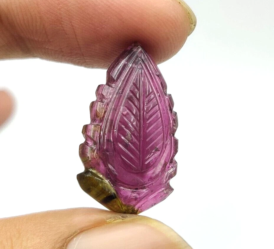 19 Carat Natural Tourmaline Bi Color Carving Gemstone S38 - Image 4 of 4