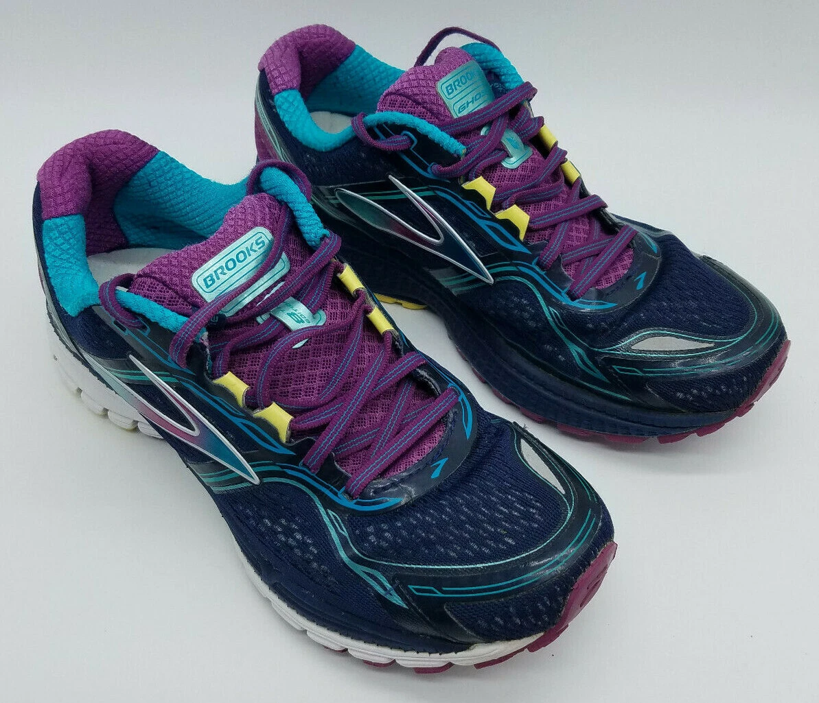 Brooks Ghost 8th Edition Women s Running Shoes Gray Pink Size 9.5