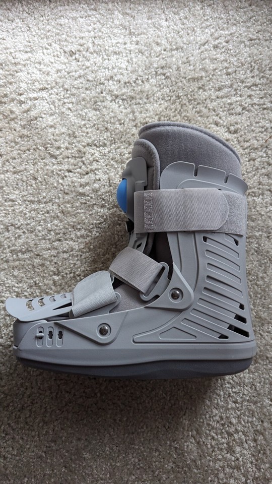 United Ortho USA16115 360 Air Walker Ankle Fracture Boot Medium Grey eBay