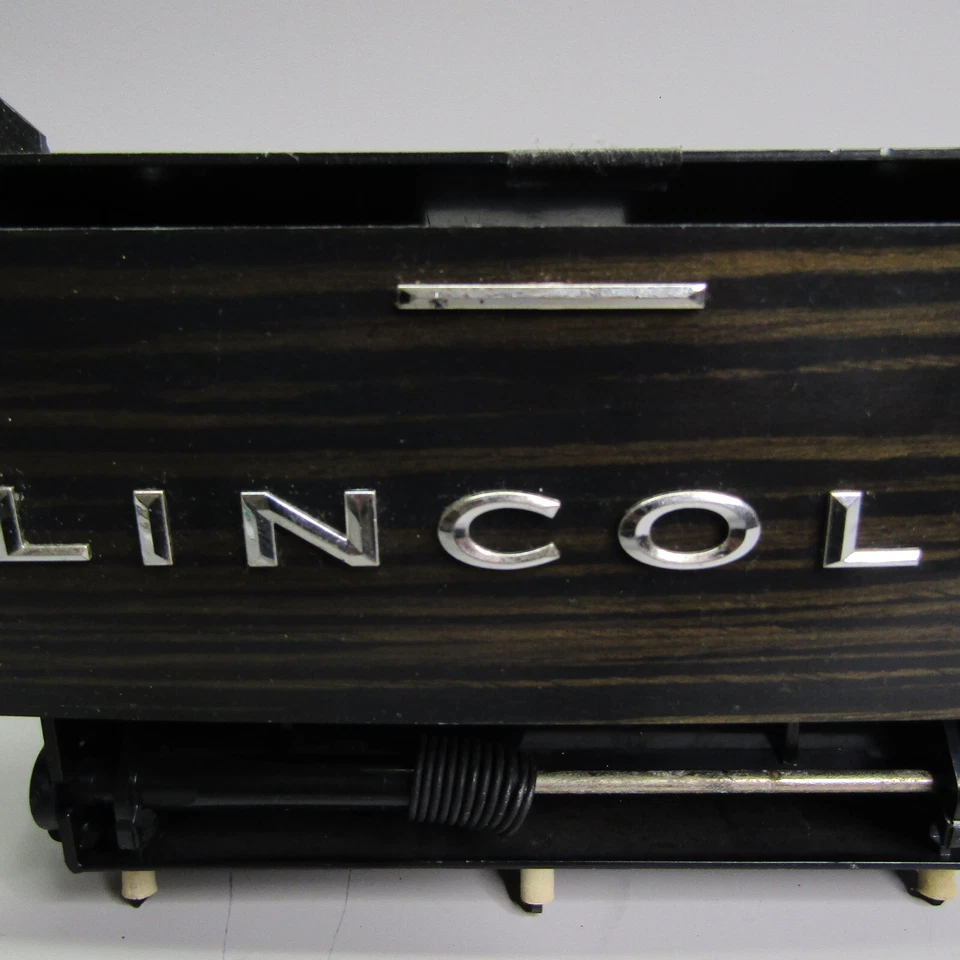 2006 2007 年 2008 年林肯 Mark LT 木纹烟灰缸仪表板硬币存储托盘箱原始设备制造商 — 第 3/4 张图片
