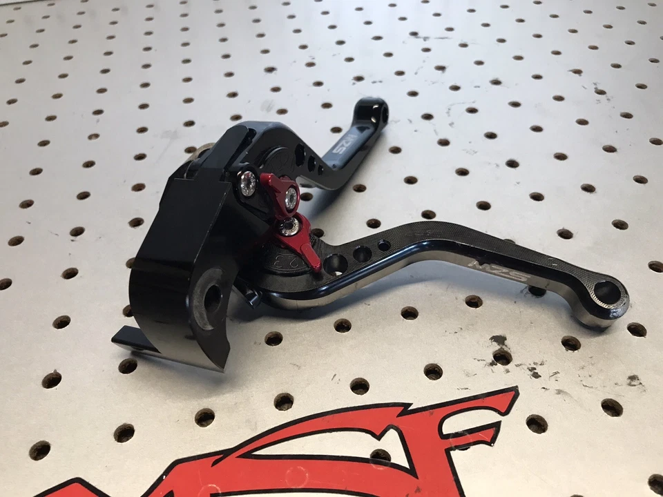 Palancas de freno y embrague ajustables MSZ Tuning GSXR600 04-05 Foto 2 de 4