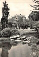 LAPALISSE - les nouveaux Jardins et le Château