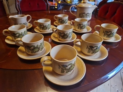 Vintage Ironstone Kiln Craft Tea Set. Teapot. Milk Jug & 9 Cups With Saucers. - Picture 17 of 24