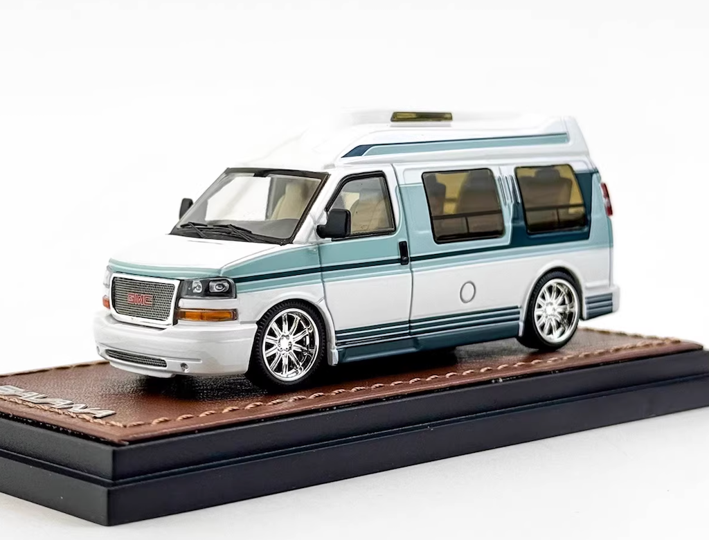 GOC 1/64 GMC SAVANA サバナ サバンナ 白 ホワイト アメ車 s-l1200.png