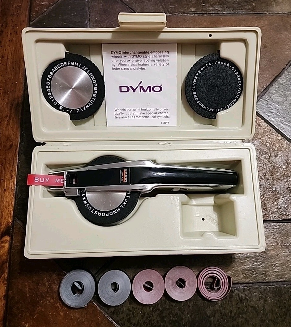 DYMO 1570 Deluxe Typewriter Label Maker Original Case 3 wheels