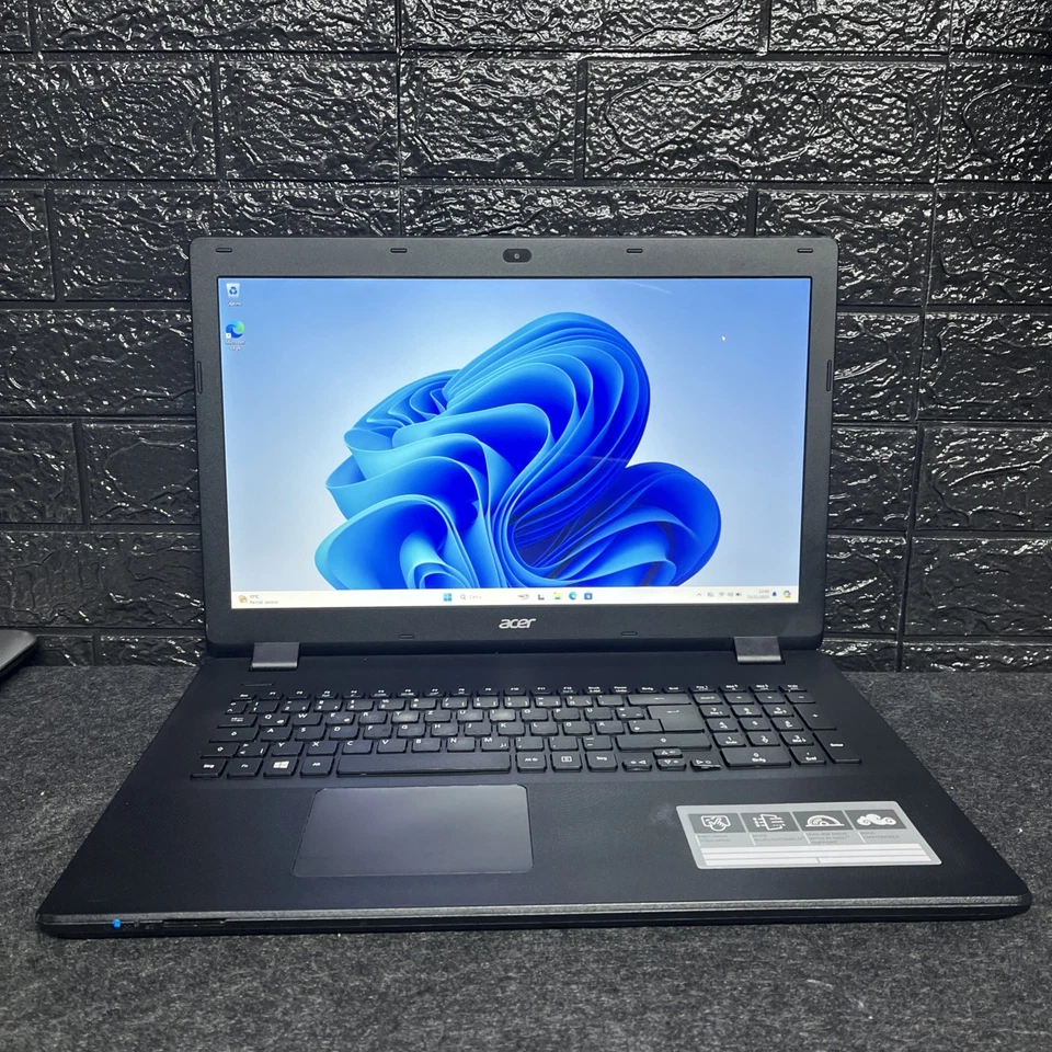 Notebook Acer 2021 17p (Intel Celeron 8gb ram Ssd240gb )Windows 11 Pro - Immagine 2 di 4