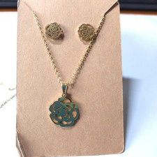 Stainless Steel Flower Necklace Earrings Set 18  Chain Goldtone Gift
