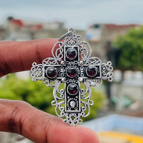 Natural Red Garnet Gemstone 925 Sterling Silver Handmade Jewelry Pendant