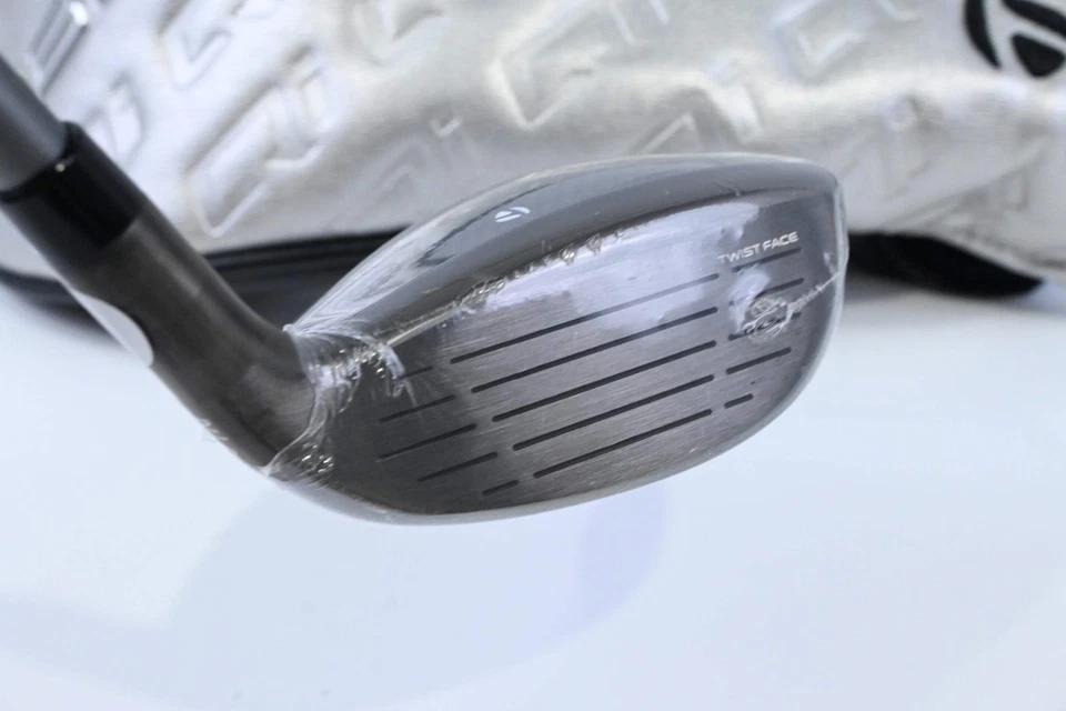 Left Hand Taylormade Qi35 Max #4 Hybrid / 23 Degree / Regular Flex Air Speeder - Image 4 of 4