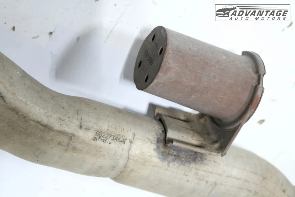 Dodge Charger 2015-20 tracción trasera 3,6 L V6 tubo de escape tubo central con resonador OEM Foto 4 de 4