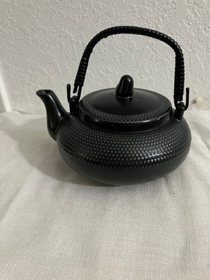 Sweet Expression Black Ceramic Teapot with Diffuser and Lid