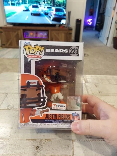Funko POP! NFL: Justin Fields #223 Chicago Bears Fanatics  Exclusive