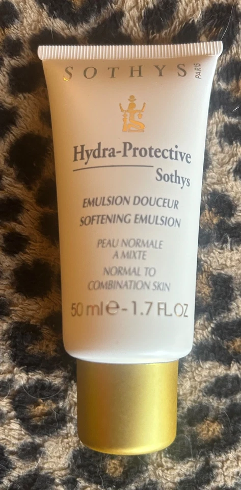 Emulsión suavizante protectora Sothys Hydra 1,7 oz (50 ml) totalmente nueva Foto 2 de 2