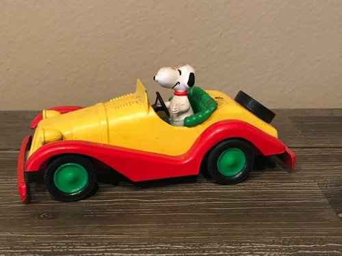 Snoopy Yellow Car - Aviva Toy Co. 1965 