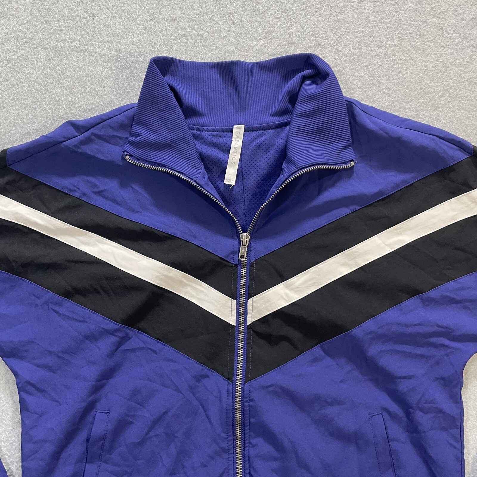 Fabletics Jacket Windbreaker Track Suit Size Medi… - image 4