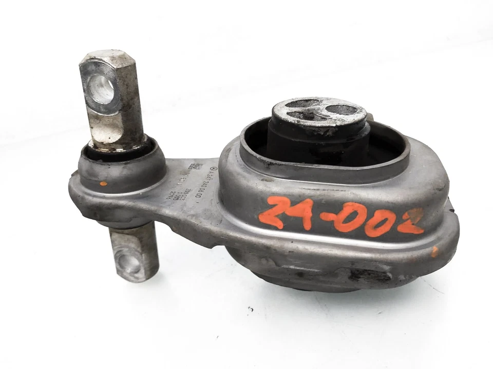 2019-2022 Mercedes-Benz A220 Lower Support Torque Strut Mount - 247-240-06-00 - Image 2 of 4