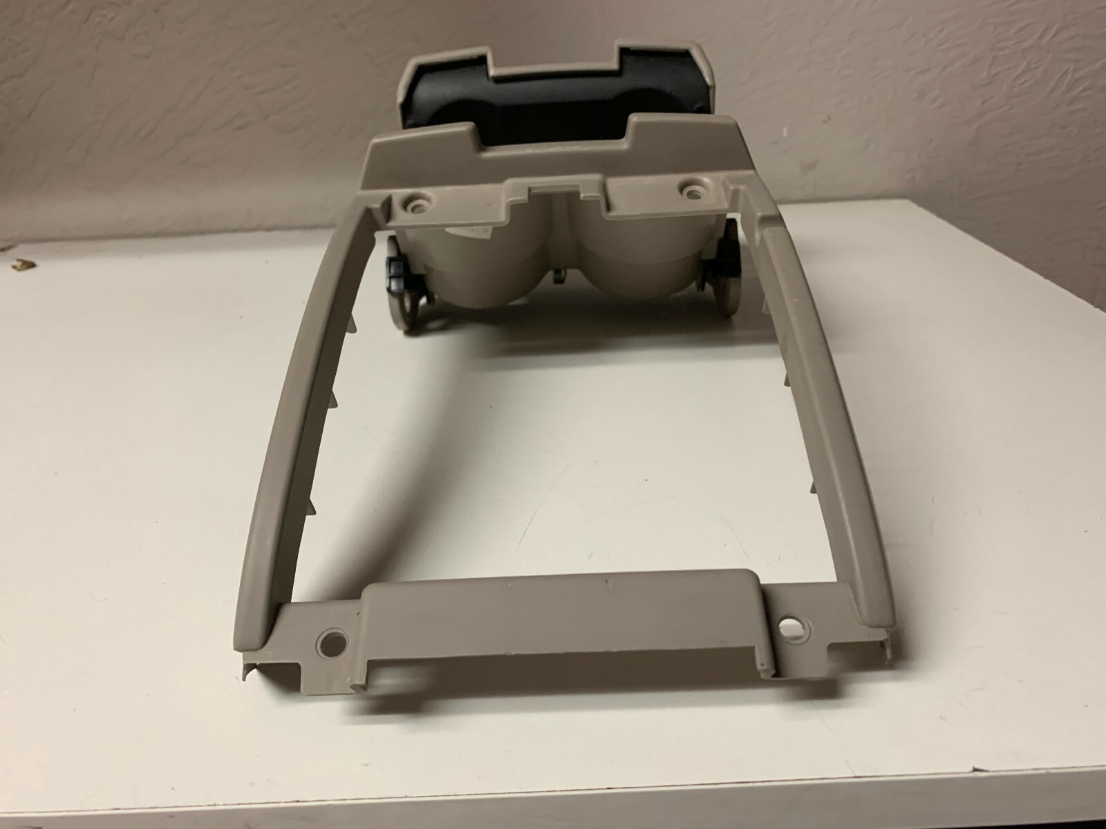 04 05 06 Chrysler Pacifica Console Cup Holder Tan eBay