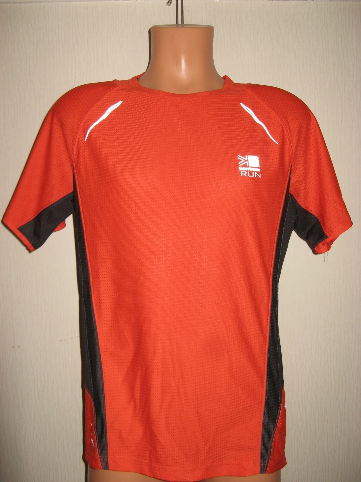 NEW TAGGED BRIGHT ORANGE KARRIMOR SHORT SLEEVE SPORTS RUNNING TOP T-SHIRT 38/40