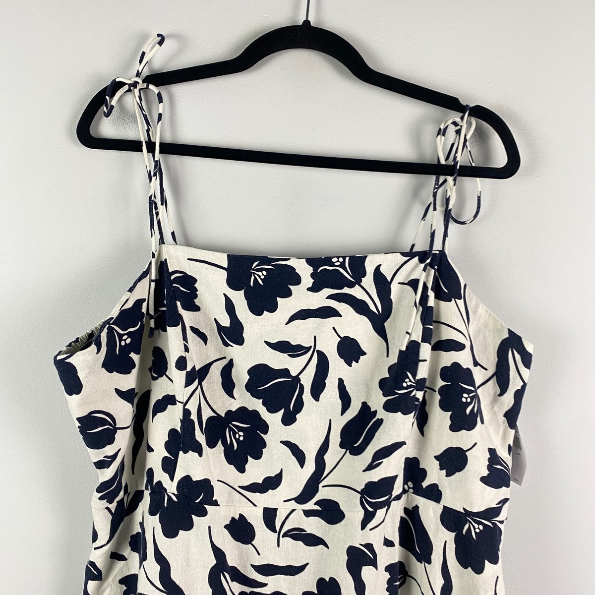 Narrow Strap Fit & Flare Mini Dress グレー Narrow Strap Fit & Flare Mini Dress グレー Narrow Strap Fit