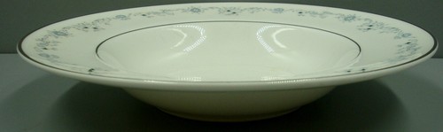 Royal Doulton ANGELIQUE Rimmed Soup Bowl SET OF FOUR - Picture 3 of 3