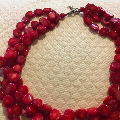 Impresionante collar de plata de ley de coral rojo triple hilo - Imagen 2 de 12