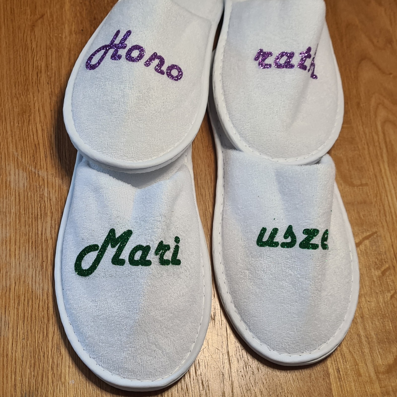 PANTOFOLA D’ORO Nome messaggio personalizzato qualsiasi colore?pantofole spa monouso festa compleanno