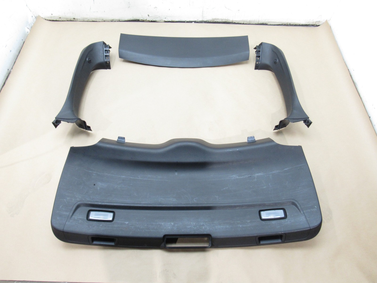 Maserati Levante 2017 Trunk Lid Tailgate Trim Panel Cover Set 4 PCS 16-24 *:Y