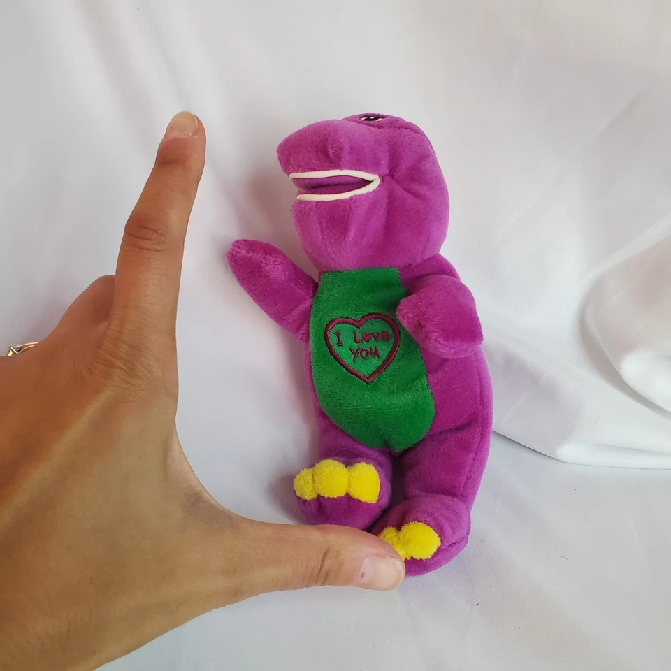 Vintage Barney Plush animal. I love you heart on chest Beanbag Stuffed NO SOUND - Image 3 of 4