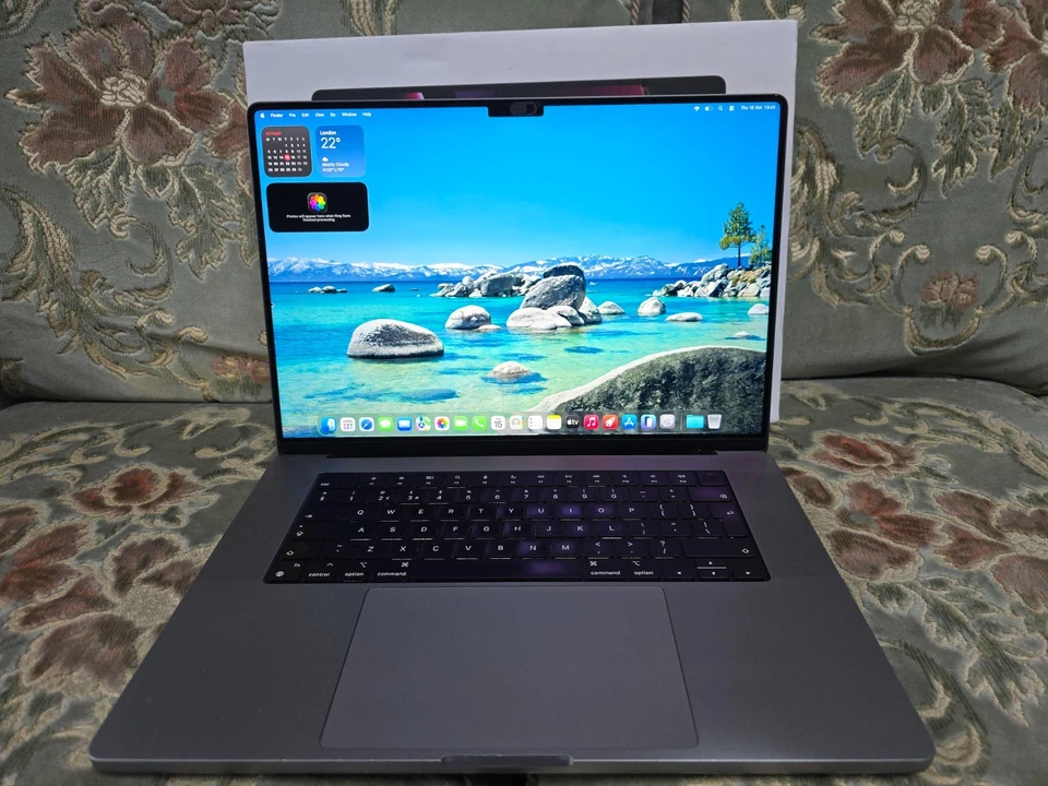 Apple MacBook Pro 16" M2 Max · 32GB · 1TB, photo 1 of 5