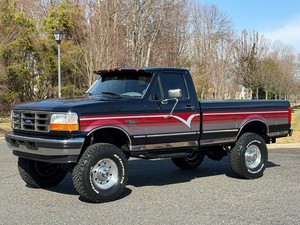 1997 Ford F-250 HD Reg Cab 133.0" WB 4WD